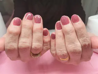 ネイル 芦辺 香奈のネイルデザイン