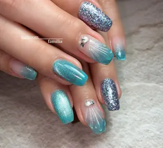 ネイル -nailroom- familiaのネイルデザイン