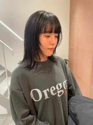 ミディアム 上平 綾菜のヘアスタイル