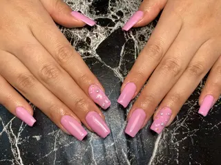 ミディアム ネイル ✴︎ Delightのネイルデザイン