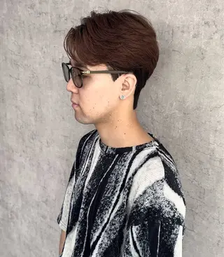 ショート カラー パーマ メンズ 森下 佑大のヘアスタイル