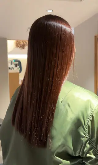 カラー Yiye神宮前店所属・kuraoka saraのヘアスタイル