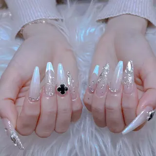 ネイル ミン ゴテゴテネイルのネイルデザイン