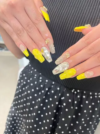 ネイル 🦋y y Nail 🤍のネイルデザイン