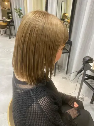 ミディアム カラー i.osaka所属・たつ/レイヤーカット 顔周り/髪質改善のヘアスタイル