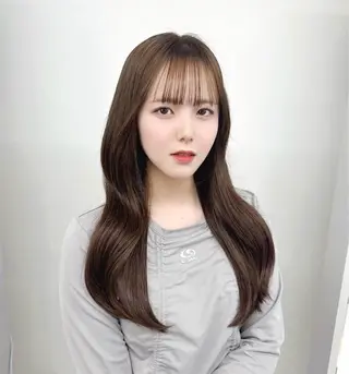 セミロング 薮本 真優のヘアスタイル