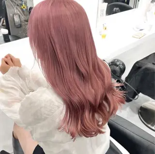 ロング カラー 🫧うる艶トレンド 🫧透明感カラーのヘアスタイル