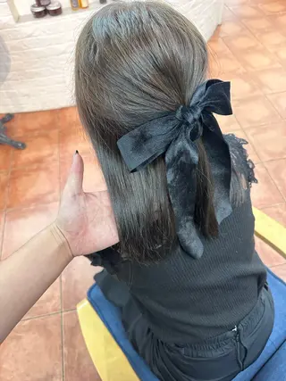 ロング カラー/表参道 /赤み消し/こはるのヘアスタイル