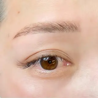 アイブロウ 木藤 みれのマツエク・マツパデザイン