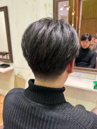 ショート メンズ 溝口 槙里也のヘアスタイル