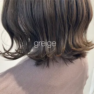 ミディアム カラー さかもと あかりのヘアスタイル