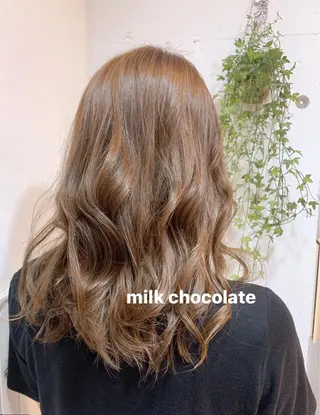 セミロング カラー 脱白髪染め美容師 竹内涼乃のヘアスタイル