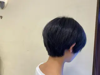 ショート カラー ALLY/ あゆみのヘアスタイル