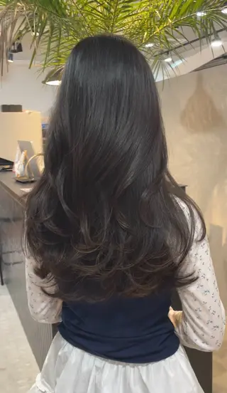 ロング Merlyosaka所属・Merlyosaka 早川未来のヘアスタイル