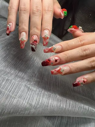 ネイル Lee Nails チップ長さだし専門店のネイルデザイン