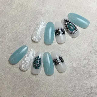 ネイル atelier　FIORITURA所属・FIORITURA aiのネイルデザイン