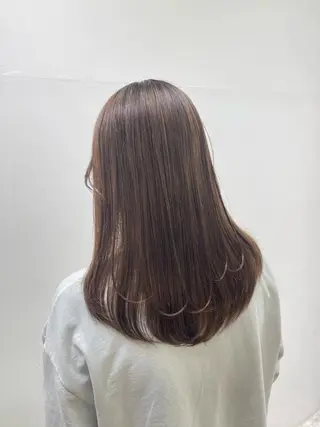 セミロング luce所属・千代 夏輝のヘアスタイル