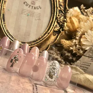 ミディアム めぐみのネイルサロン 惠のネイルデザイン