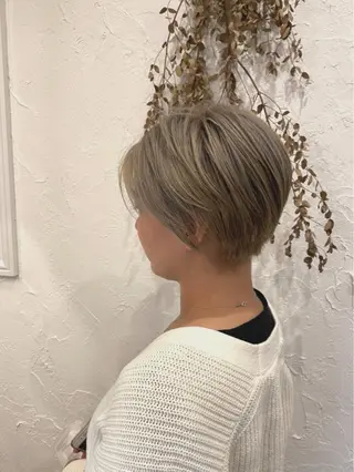 ショート カラー 美容室 ソンリエのヘアスタイル