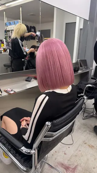 ショート カラー LIT.所属・レイヤーカット🎀 モデル施術◎吉村麻佳のヘアスタイル