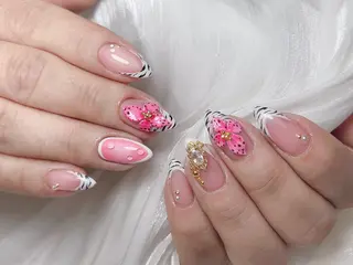 ネイル M🌷nail 長さだし専門店のネイルデザイン
