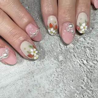 ネイル 東 千夏のネイルデザイン