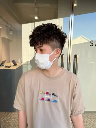 ショート パーマ メンズ 樋野 亮のヘアスタイル