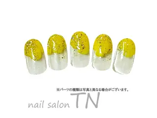 ネイル 中島 実穂のネイルデザイン