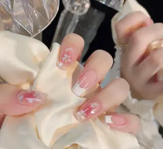 ネイル M🌷nail 長さだし専門店のネイルデザイン