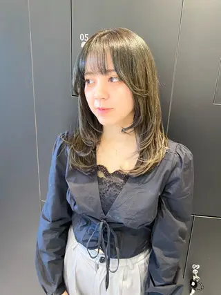 ミディアム カラー 髪質改善絹髪質感TR レイヤーカット/熊澤のヘアスタイル