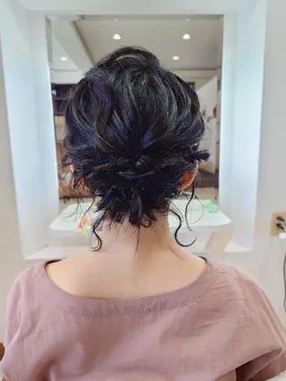 ミディアム ヘアアレンジ キンジョウ エナミのヘアスタイル