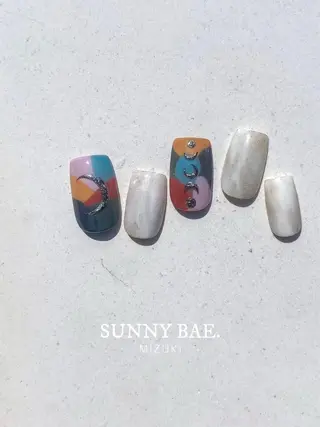 ネイル SUNNY BAE. 🌼MIZUKIのネイルデザイン