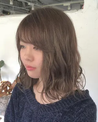 ミディアム カラー パーマ ヘアアレンジ エグチ アキラのヘアスタイル