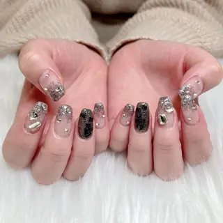 ネイル 加藤 千鈴のネイルデザイン