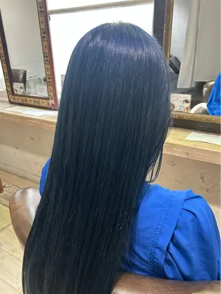 ロング カラー コヤナギ ラムのヘアスタイル