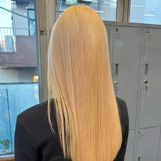 ロング カラー ヘアアレンジ ブリーチカラー特化 🥣/渡邉日向のヘアスタイル