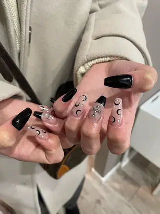 ネイル Lily Beauty天神西通り店所属・坂田 美生のネイルデザイン