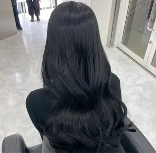 ロング 韓国ヘア/ブリーチ無 しWカラー/オリーブのヘアスタイル