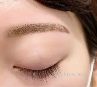 マツエク・マツパ Cheri所属・きし かりんの眉毛・アイブロウイメージ