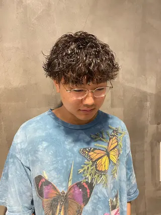 パーマ メンズ Mahoメンズヘア 🦋デザインカラーのヘアスタイル