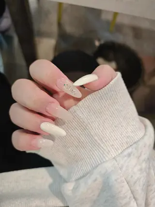 ネイル EE.Nail所属・FuFu.Nail 2️⃣番のネイルデザイン