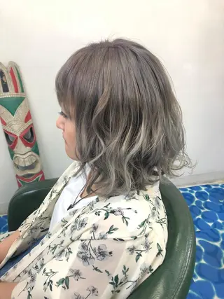 ミディアム CoCooN Hiromiのヘアスタイル