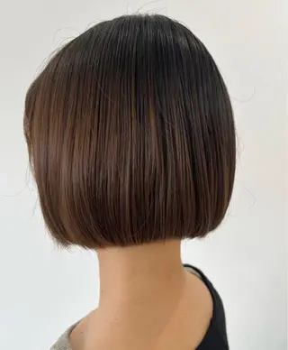 ショート EARTH富山婦中店 2026新卒20万〜のヘアスタイル