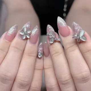 ネイル Dark honey スカルプ専門原宿店のネイルデザイン