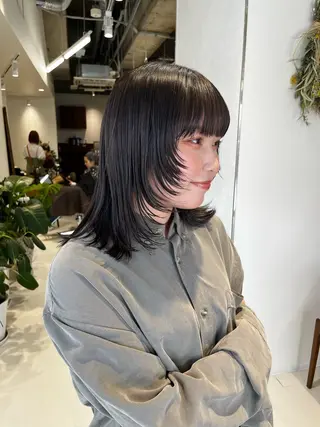 ミディアム カラー レイヤーカット/カラ ー/U24/河野凜のヘアスタイル