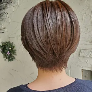 ショート カラー フリーランス所属・韓国ヘア レイヤー くびれヘアMATSUのヘアスタイル
