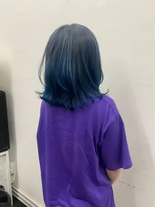 セミロング カラー ヘアアレンジ nico TOKYO 渋谷所属・ブリーチ ハイトーン 特化🌈フジタハルキのヘアスタイル