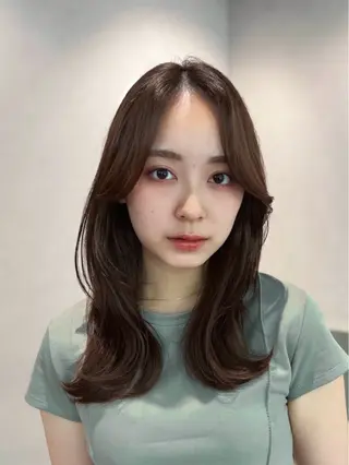 ミディアム レイヤーカット/ くびれヘア佐藤大空のヘアスタイル