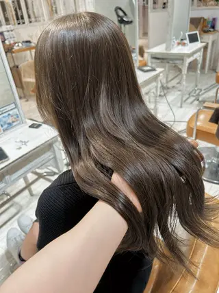 ロング グランジフェミニン 🪽比内千聖のヘアスタイル