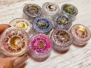 ネイル 岡本 友恵のネイルデザイン